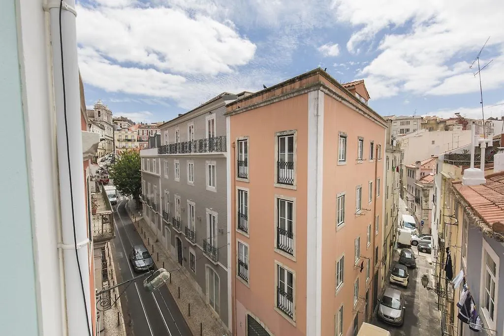 Lovelystay Rooftop Duplex In Sao Bento Lissabon Appartement