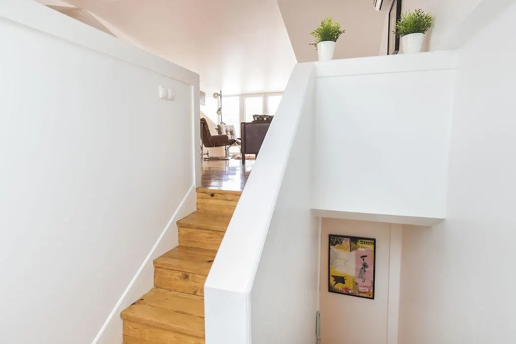 Lovelystay Rooftop Duplex In Sao Bento Lissabon 0*,  Portugal