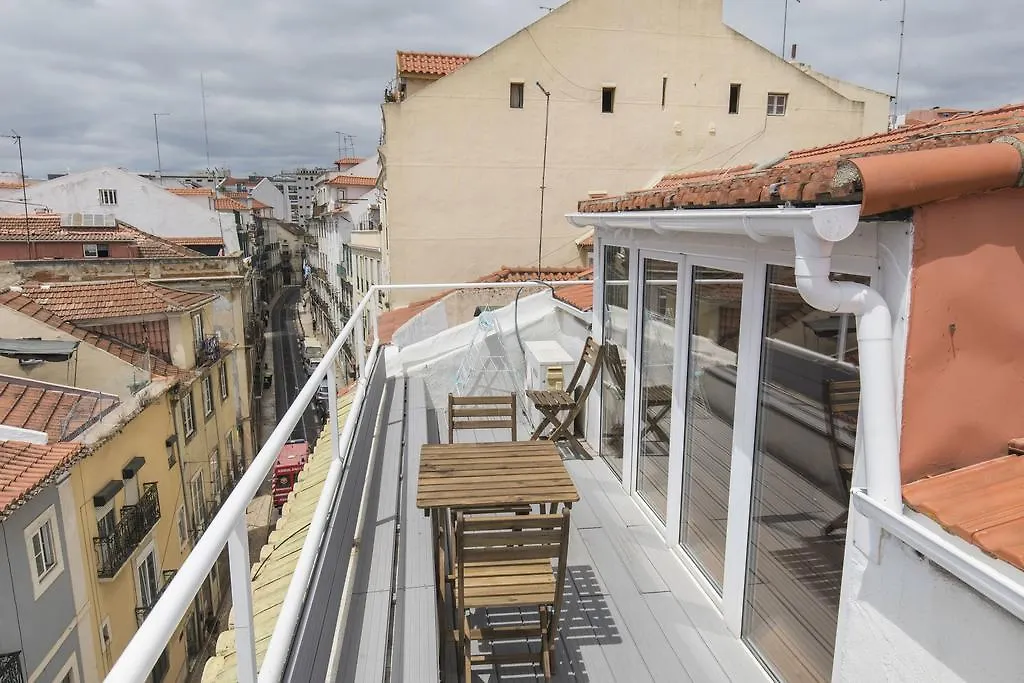 Lovelystay Rooftop Duplex In Sao Bento Lissabon Portugal