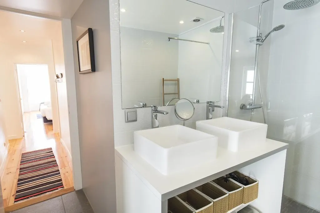 Lovelystay Rooftop Duplex In Sao Bento Lissabon 0*,