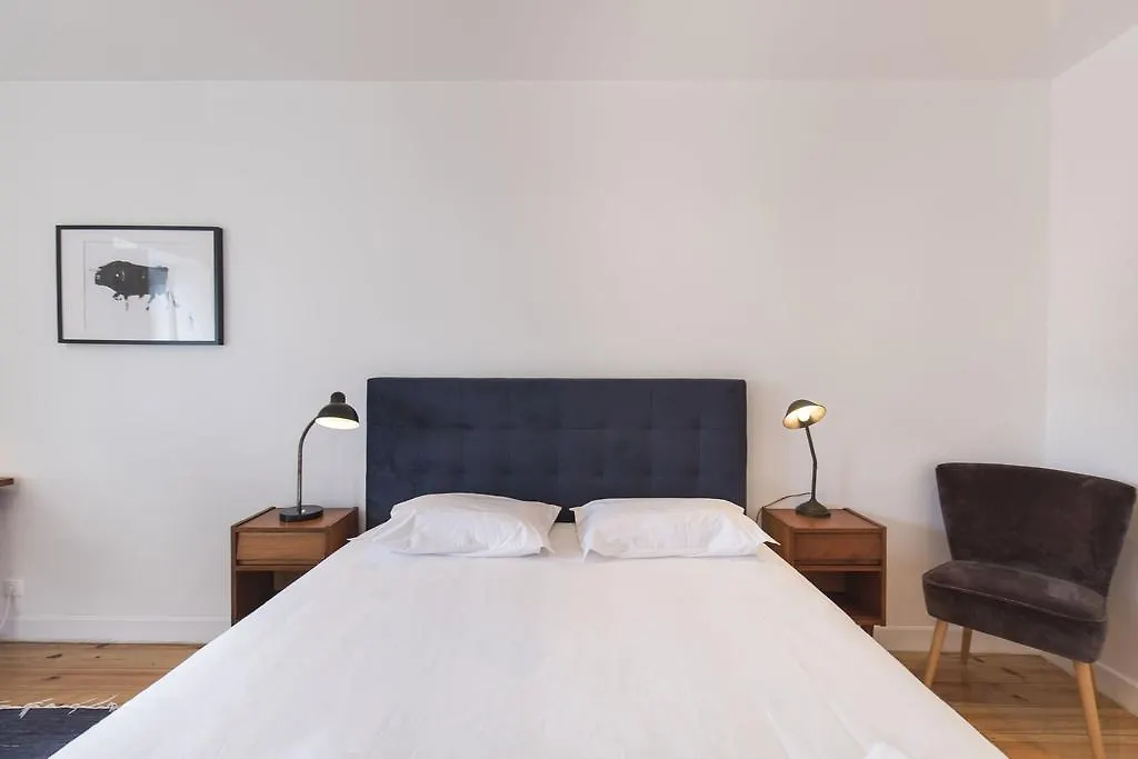 Lovelystay Rooftop Duplex In Sao Bento Lissabon Appartement