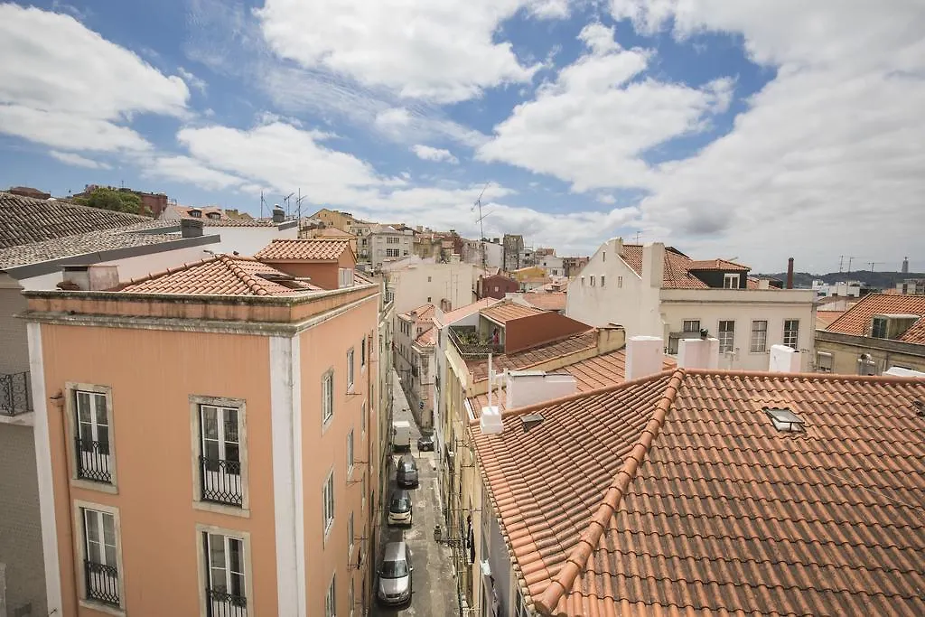 Lovelystay Rooftop Duplex In Sao Bento Lissabon