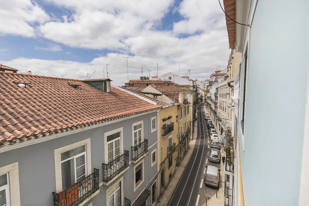 Appartement Lovelystay Rooftop Duplex In Sao Bento Lissabon