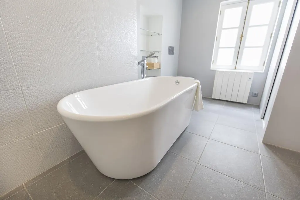 Lovelystay Rooftop Duplex In Sao Bento Lisbon