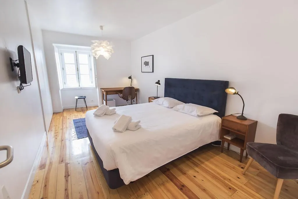 Apartment Lovelystay Rooftop Duplex In Sao Bento Lisbon